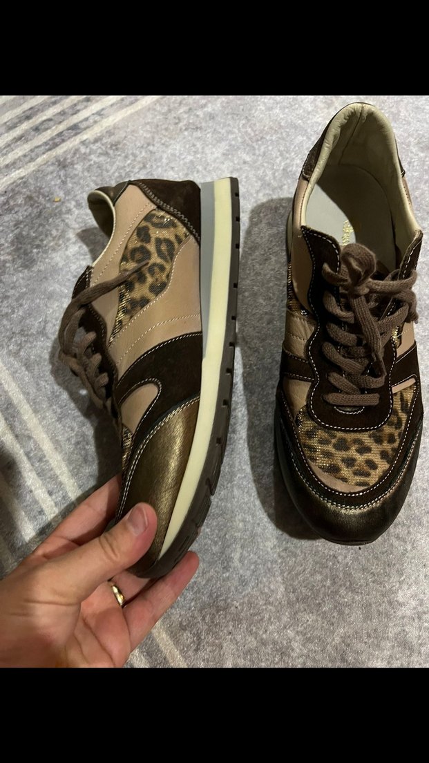 Kahverengi Leopar Desenli Süet Spor Ayakkabı - Görsel 3