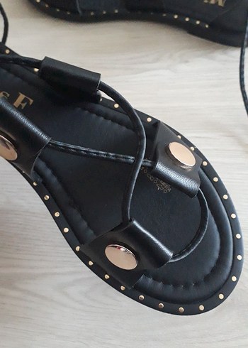 Siyah Deri Tokalı Blok Topuklu Gotik Sandalet - Görsel 6