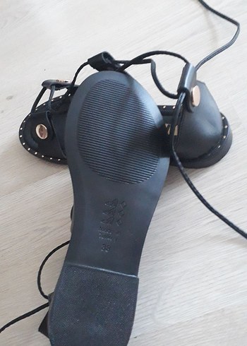 Siyah Deri Tokalı Blok Topuklu Gotik Sandalet - Görsel 7