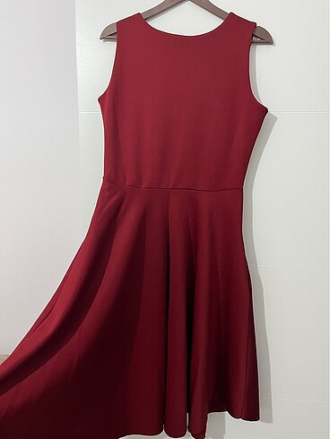 Bordo renk elbise