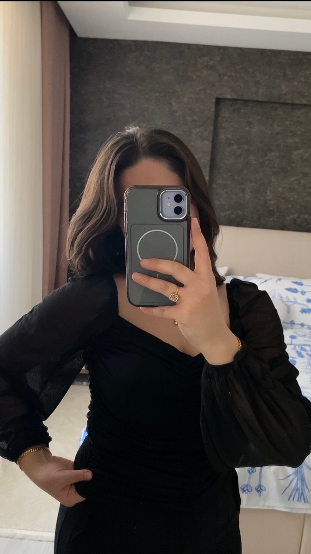 Siyah V Yaka Transparan Uzun Kollu Bluz - Görsel 3