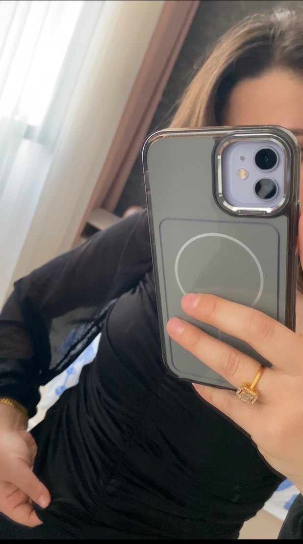 Siyah V Yaka Transparan Uzun Kollu Bluz - Görsel 4