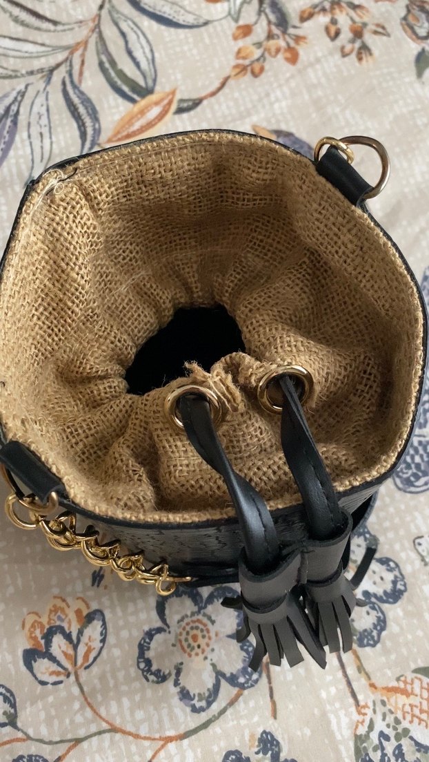 Zincir Detaylı Siyah Deri Yılan Desenli Çanta - Görsel 5