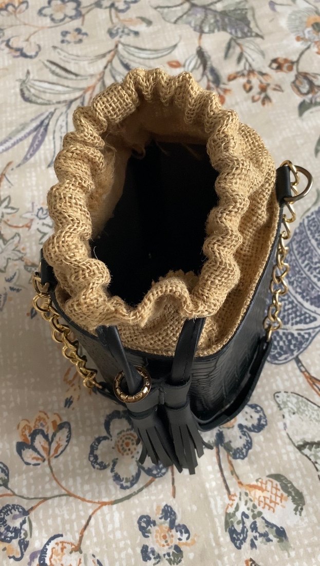 Zincir Detaylı Siyah Deri Yılan Desenli Çanta - Görsel 4