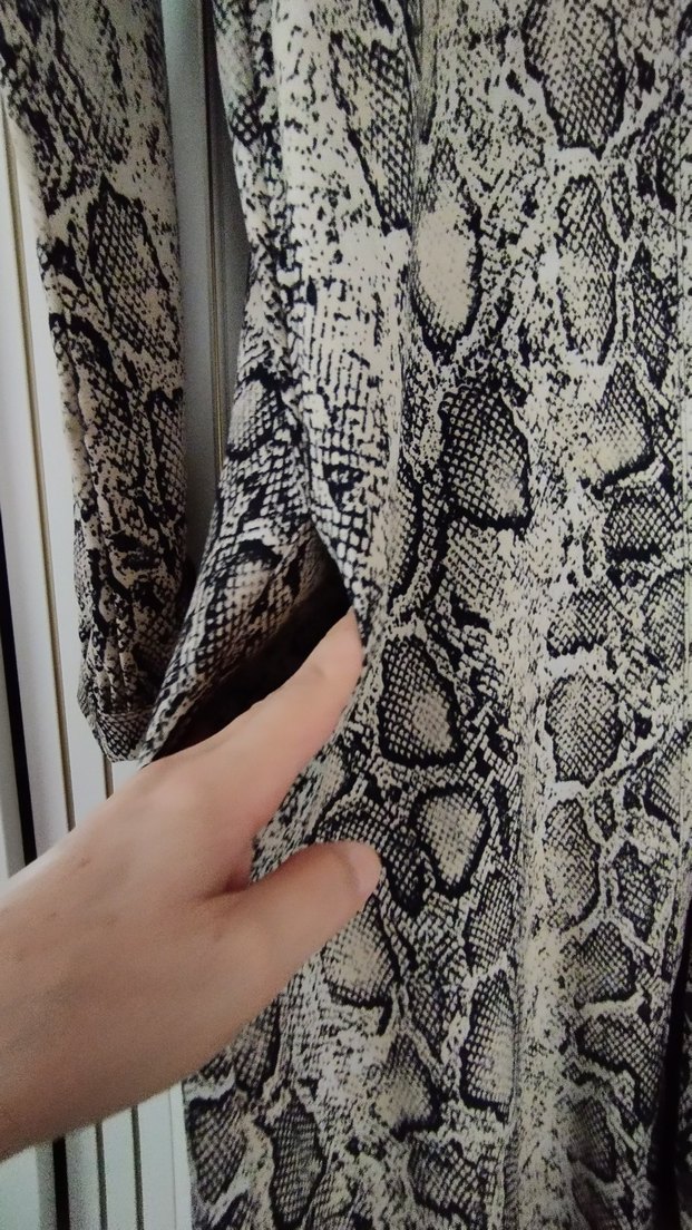 Yılan Desenli Uzun Hamile Kaban - Görsel 5