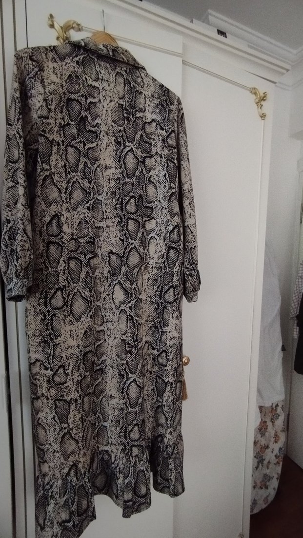 Yılan Desenli Uzun Hamile Kaban - Görsel 2