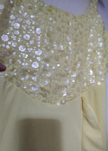 Sarı Nakışlı Uzun Abiye Elbise - Görsel 5