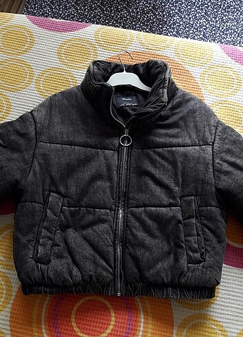 Bershka Şişme Mont