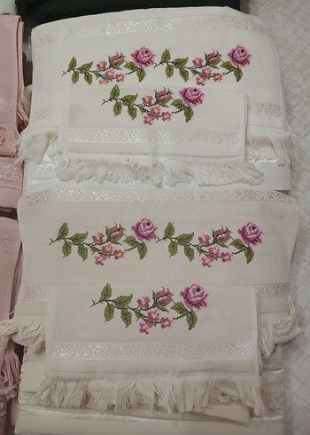 İşlemeli  Havlu Setleri - Görsel 4