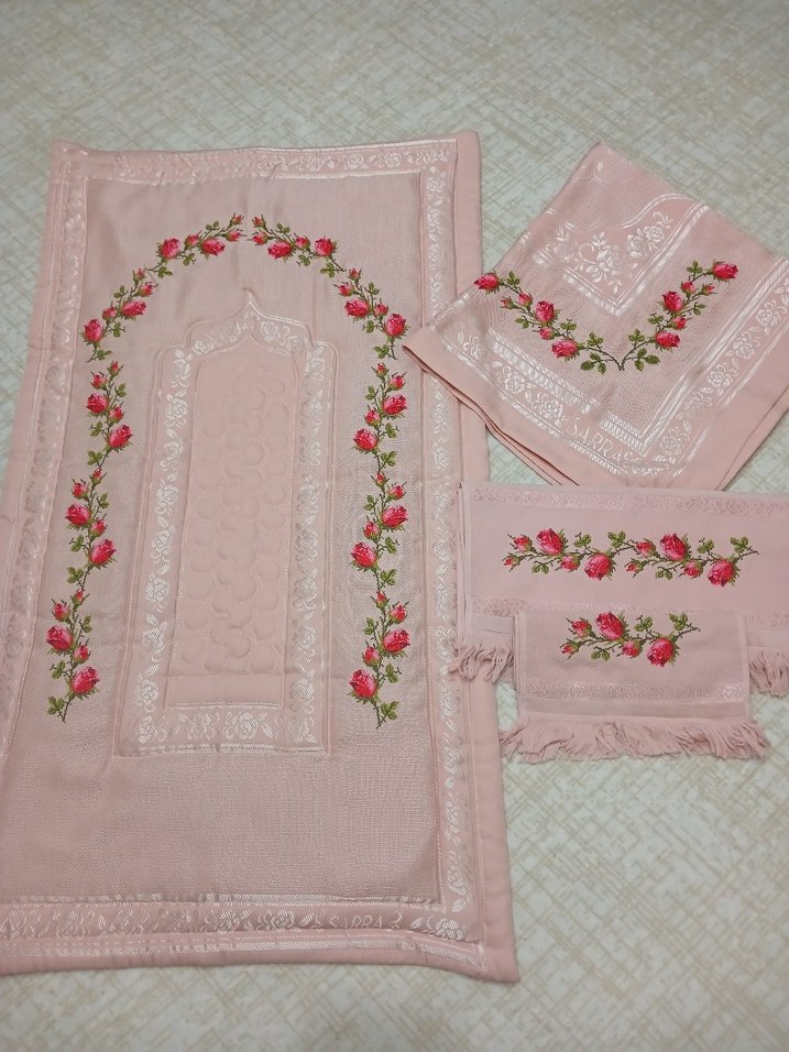 Pembe Nakışlı çeyiz seti - Görsel 2