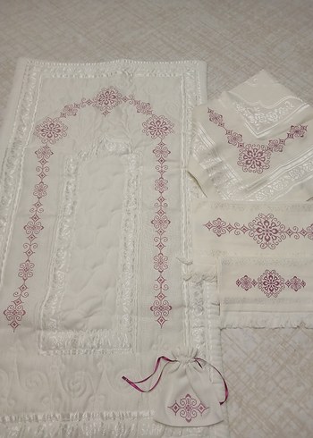 Klasik  makine Nakışlı Krem Renkli Seccade Seti - Görsel 2