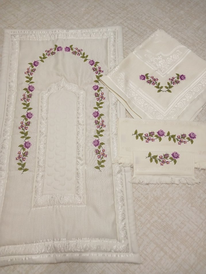 Mor Gül İşlemeli Bohça Seti - Görsel 2