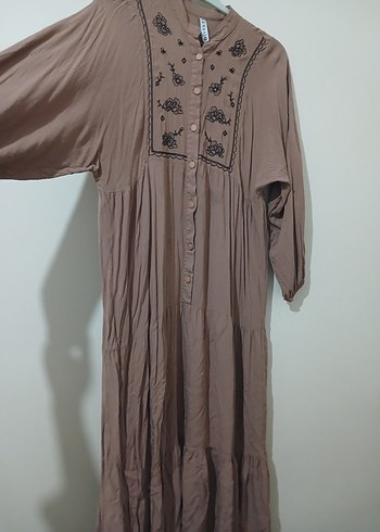 Düğmeli Nakışlı Açık kahve   Uzun Keten Elbise - Görsel 5