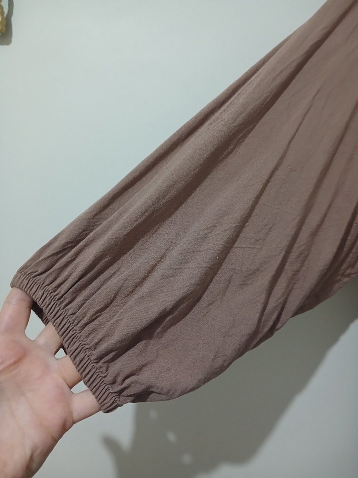 Düğmeli Nakışlı Açık kahve   Uzun Keten Elbise - Görsel 4