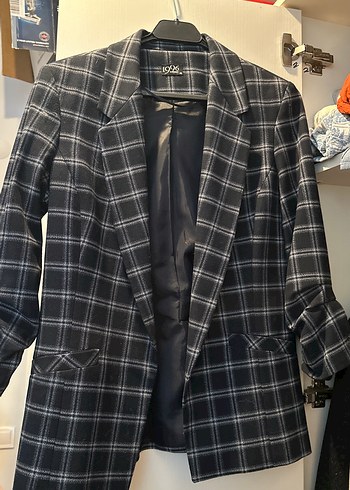 Gri Kareli Düğmeli Kadın Blazer Ceket