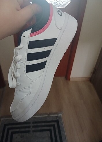 Orijinal Adidas spor ayakkabı 40