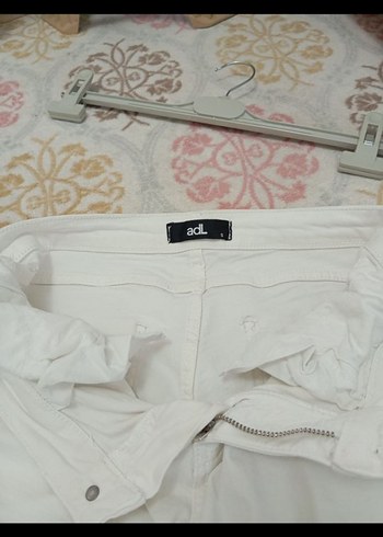 Kadın Beyaz Denim Midi Kot Pantolon - Görsel 6