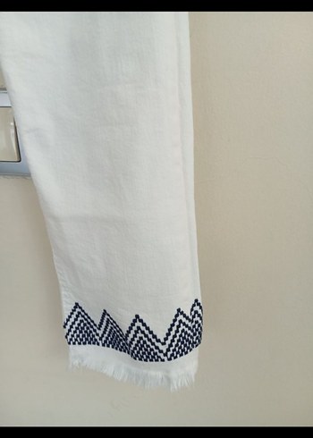 Kadın Beyaz Denim Midi Kot Pantolon - Görsel 2