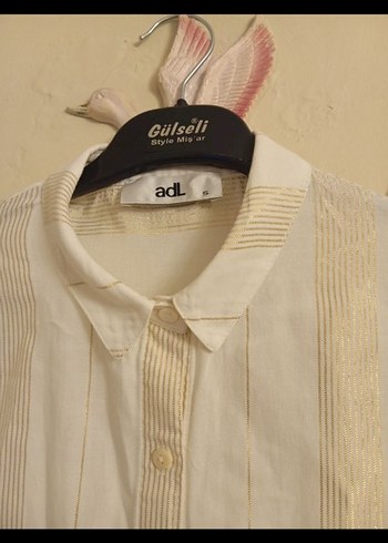 Kadın Beyaz Keten Düğmeli Gömlek - Görsel 4