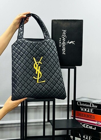 Fendi Askılı çanta FENDİ 52*40 cm A+++