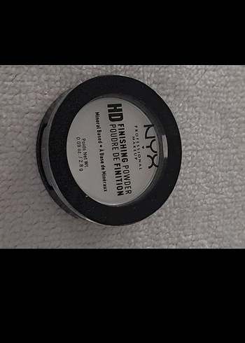 NYX Mini Mat Bitişli Transparan Pudra 2.8 Gr - Görsel 4