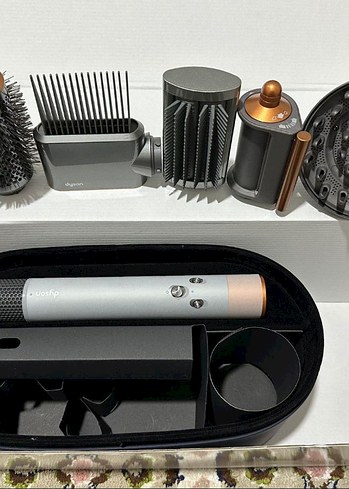 Dyson Gri Saç Şekillendirici Seti Çoklu başlık