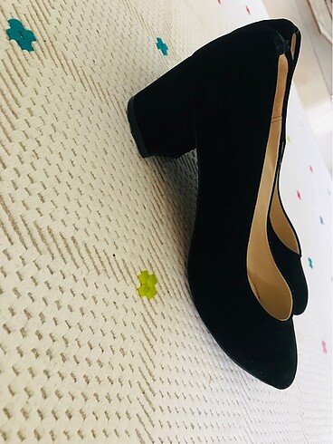 Diğer Süet Sivri Burun Siyah Stiletto