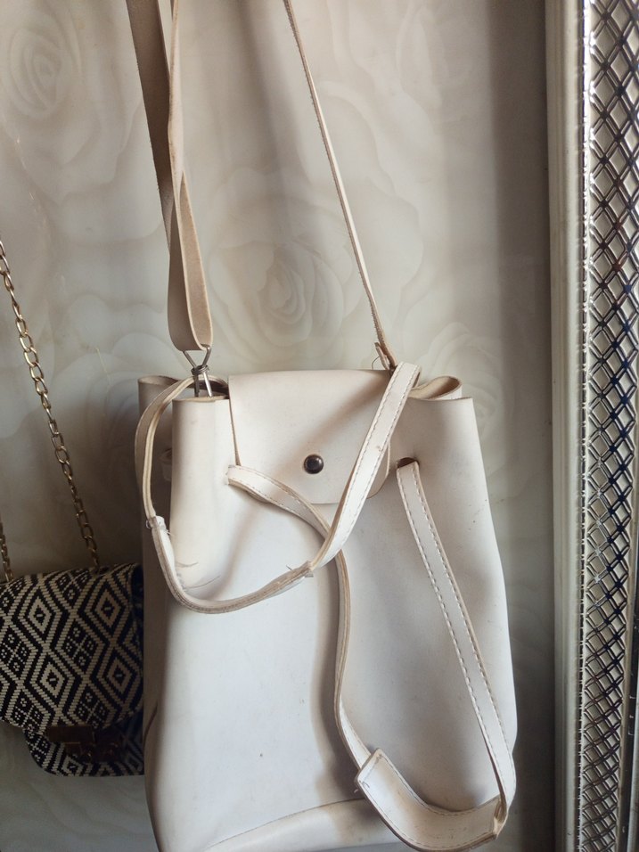 Beyaz Deri Minimalist Kadın Çanta - Görsel 2