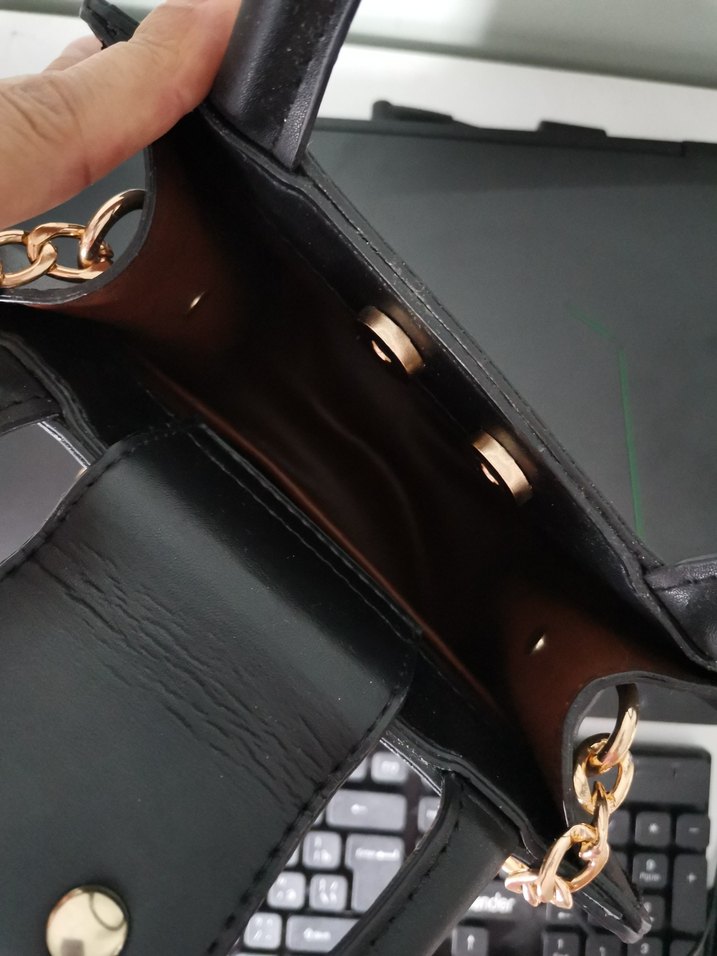 Pembe Baskılı Zincir Detaylı Kadın Çanta - Görsel 3