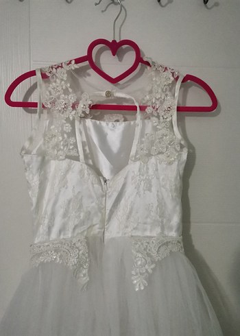 Beyaz Dantel İşlemeli Klasik Kız Çocuk Elbisesi - Görsel 7