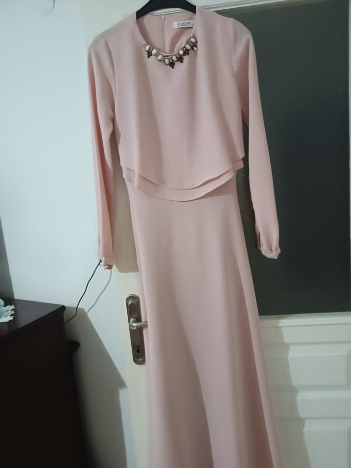 Zincir Detaylı Pembe Uzun Abiye Elbise - Görsel 2