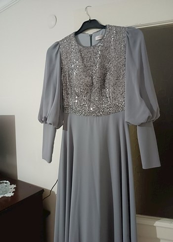 Düğmeli Gri Uzun Kollu Kadın Abiye Elbise - Görsel 3