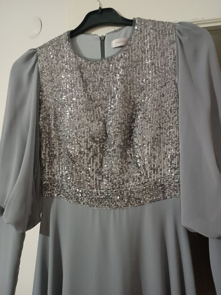 Düğmeli Gri Uzun Kollu Kadın Abiye Elbise - Görsel 2