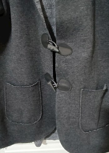 Gri Uzun Kollu Düğmeli Kadın Kaban l ve xl olan beden - Görsel 2