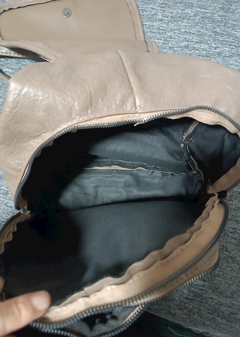 Bej Deri Sade Sırt Çantası - Görsel 3