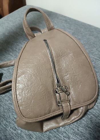 Bej Deri Sade Sırt Çantası - Görsel 2