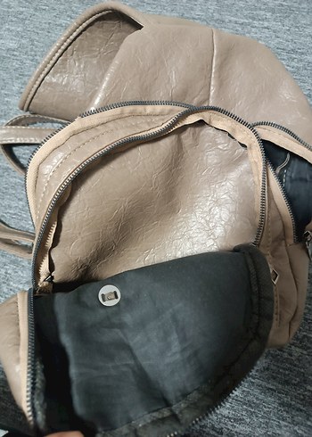 Bej Deri Sade Sırt Çantası - Görsel 4