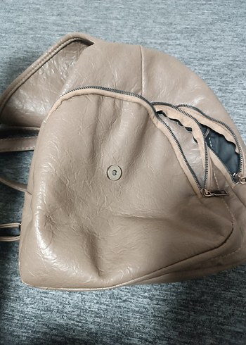 Bej Deri Sade Sırt Çantası - Görsel 5