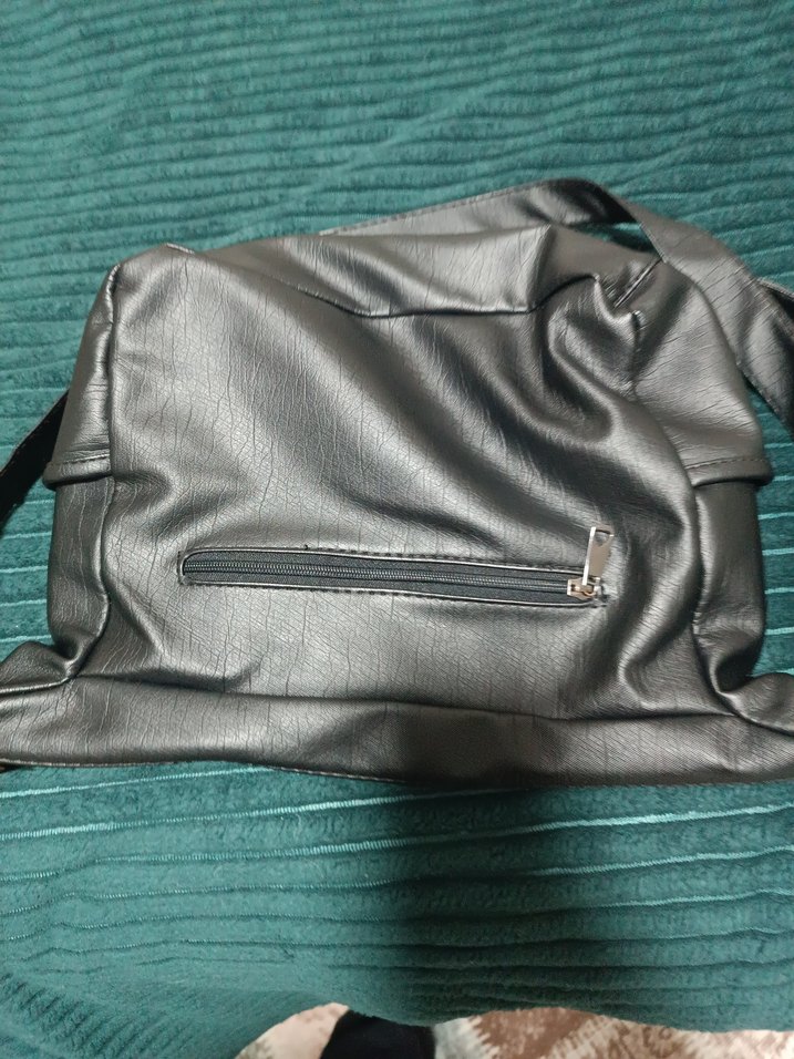 Siyah Deri Fermuarlı Biker Kadın Çanta - Görsel 4