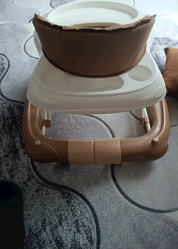 Kahverengi ve Gri Bebek Yürüteci - Görsel 3