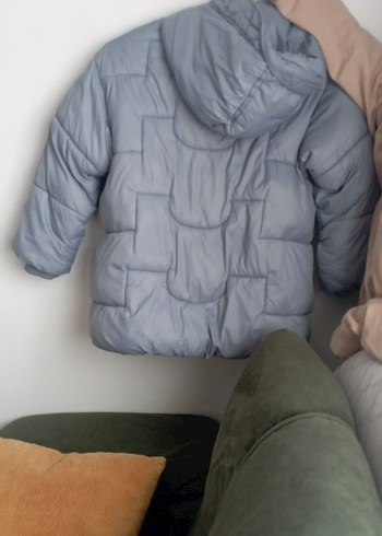 Gri Kapüşonlu Düğmeli Kız Mont - Görsel 2