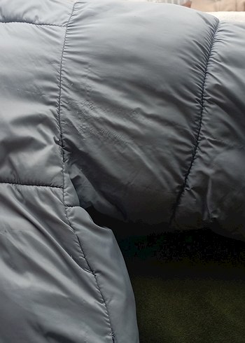 Gri Kapüşonlu Düğmeli Kız Mont - Görsel 5