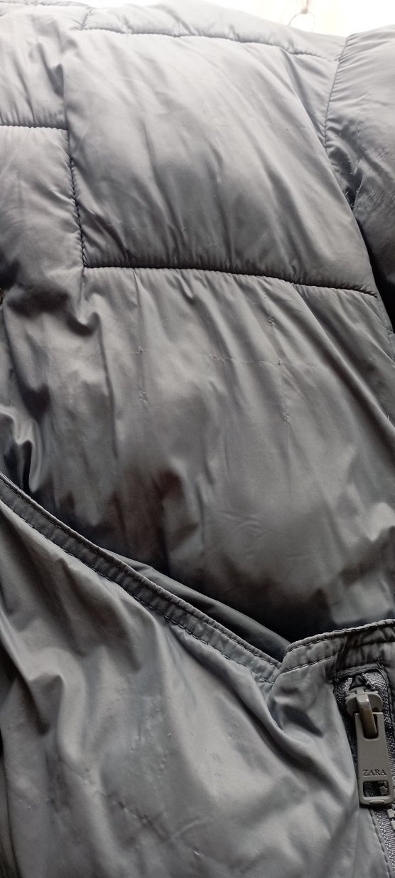 Gri Kapüşonlu Düğmeli Kız Mont - Görsel 3