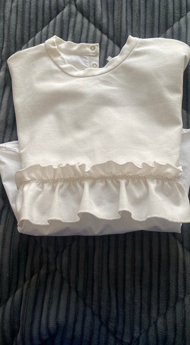 Beyaz Fırfırlı Keten Bluz - Görsel 3