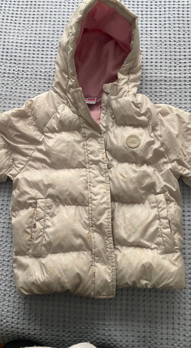 Kız Çocuk Beyaz Kapüşonlu Şişme Mont - Görsel 2