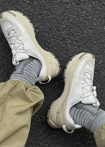 Beyaz Nike Erkek Spor Ayakkabı - Görsel 2