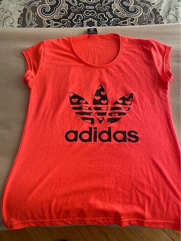 Adidas Bayan Tişört