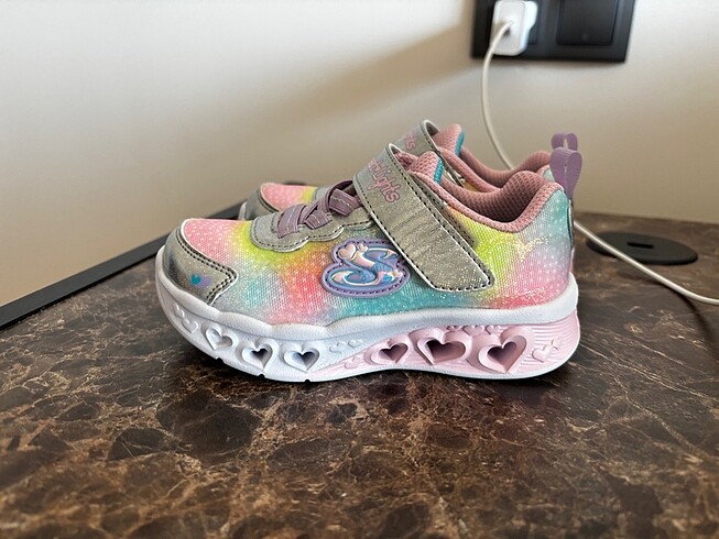 24 Beden Skechers Sıfır Ürün
