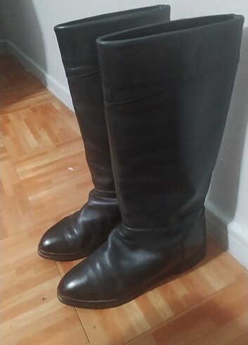 Hotiç siyah cizme