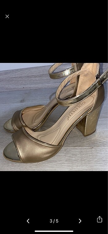 Topuklu ayakkabı - Görsel 3